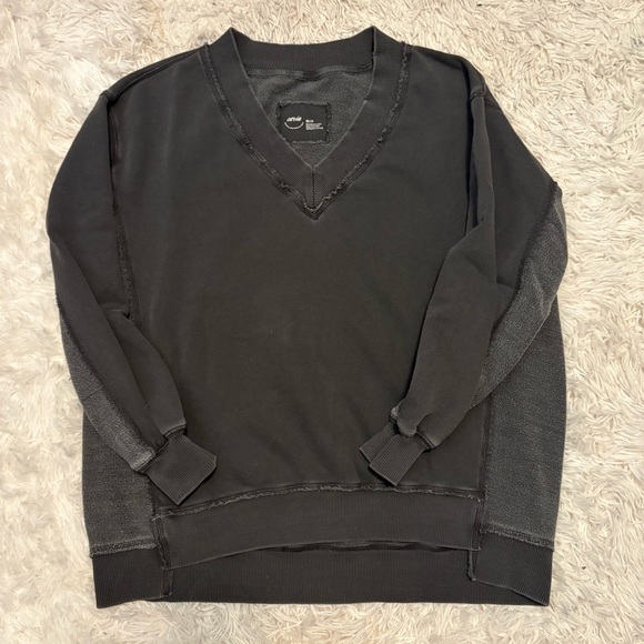 aerie Tops - AERIE Oversized V-neck Sweatshirt size XS